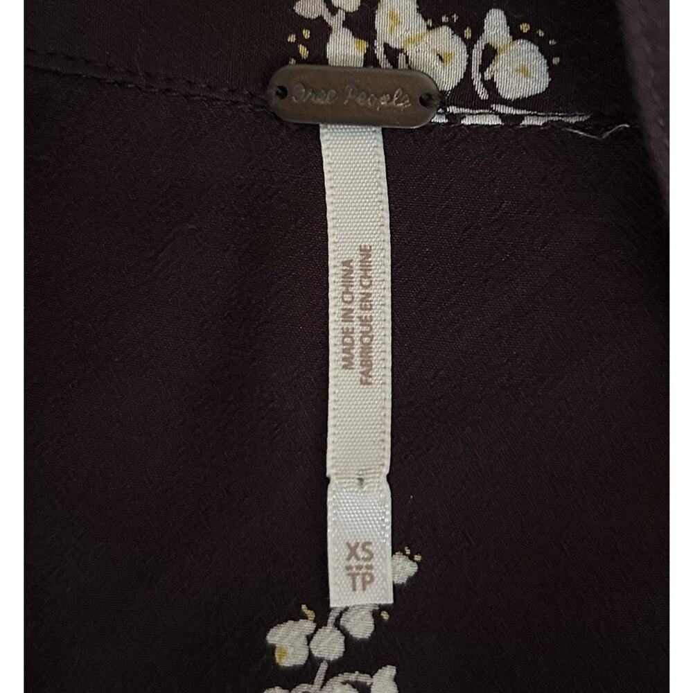 Free People Lovely Mini Dress Size XS Plum Brown Floral Button Down Collar Boho - Picture 9 of 9